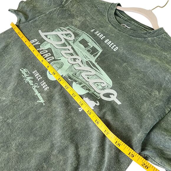 Ford Bronco Womens Graphic T Shirt Size Medium Green Vintage Retro Burnout Wash - Picture 5 of 8
